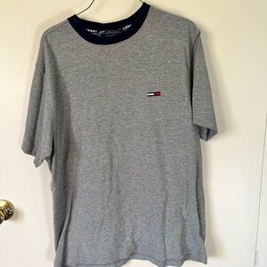 Tommy Hilfiger Men's Gray T-Shirt vintage men’s medium